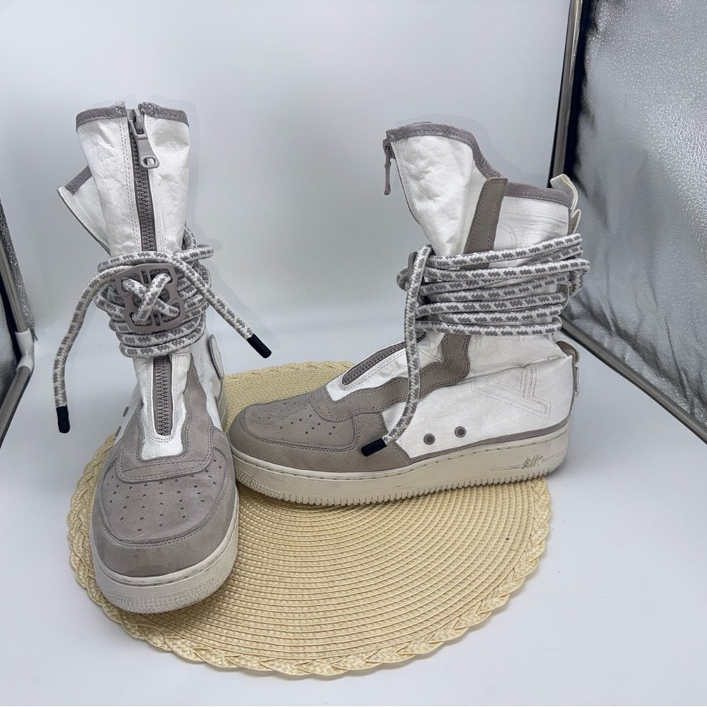 Nike Women's Lace-Up Boots in Gray and White
